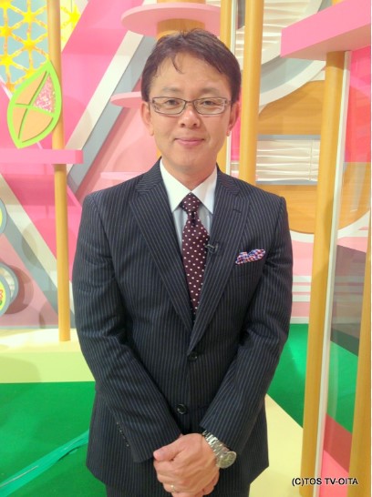 TOS大分テレビのアナウンサー、小笠原正典アナのプロフィール画像
