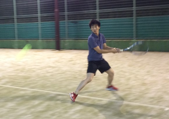 高校時代はテニスに打ち込んでいたabn長野朝日放送のアナウンサー、吉田一平アナ